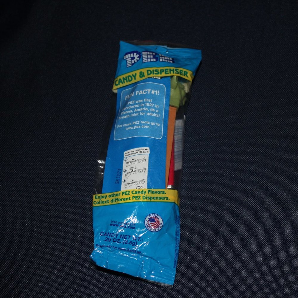 YODA PEZ DIPENSER w/candy NWT